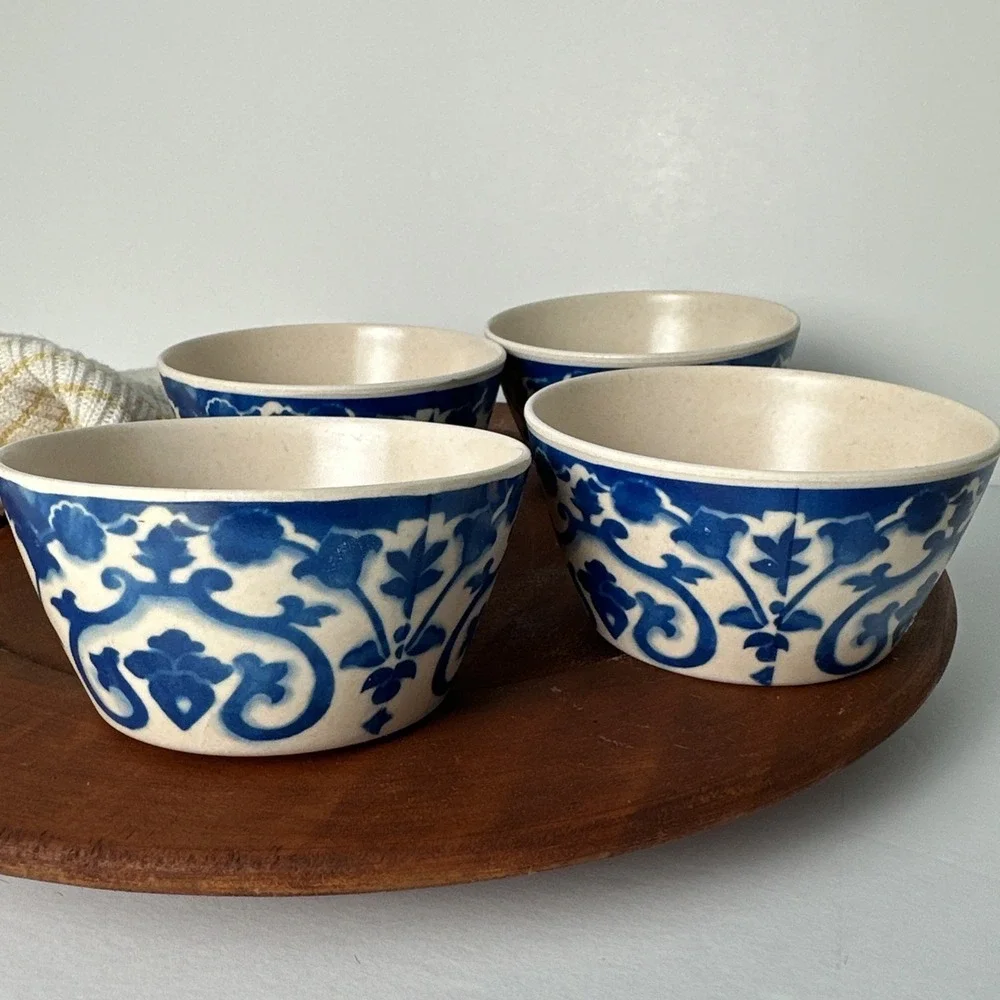 4 Blue & White Patina Vie 